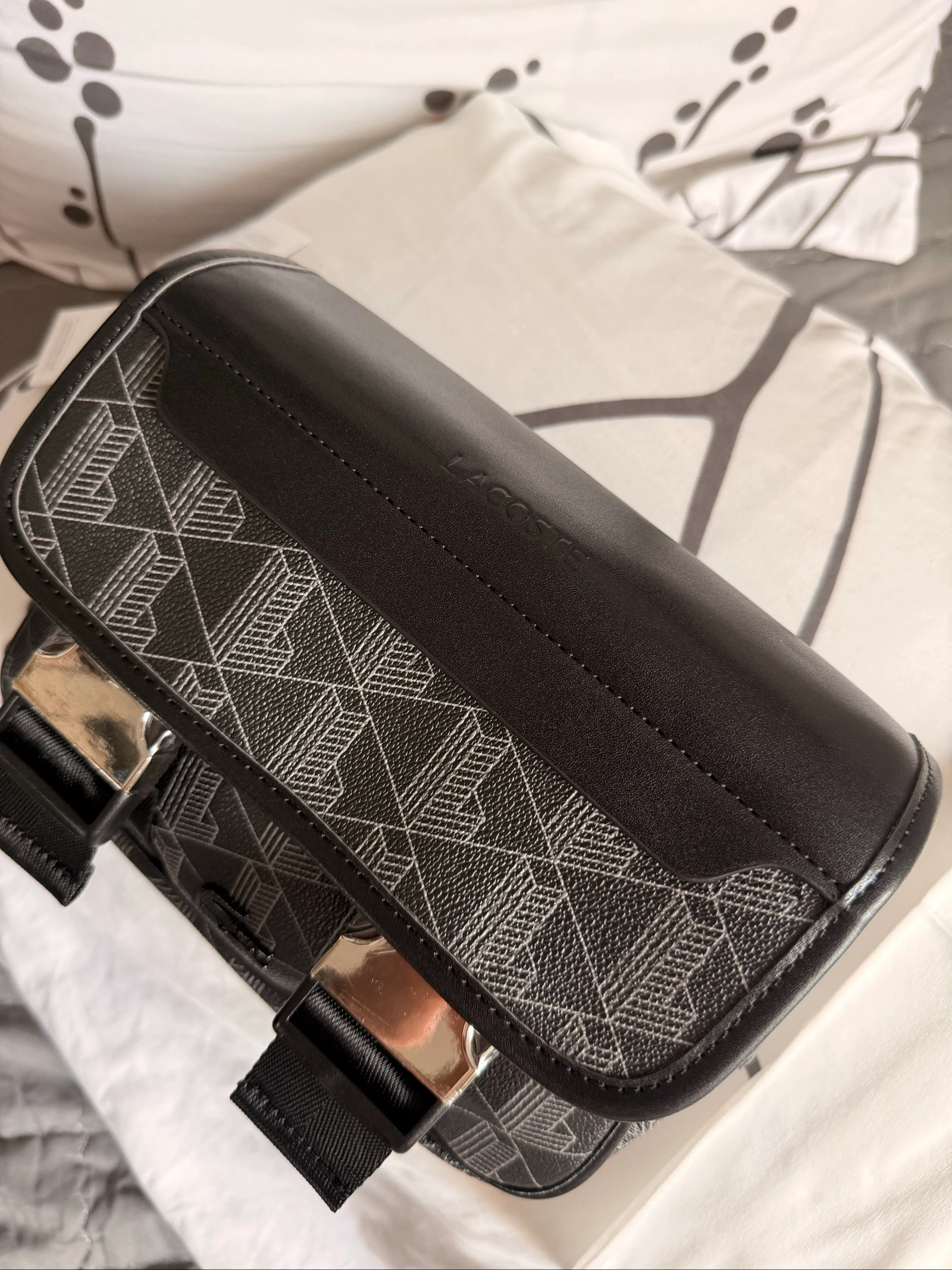 Sac bandoulière Lacoste Monogram preto – Novo com estojo – photo 6